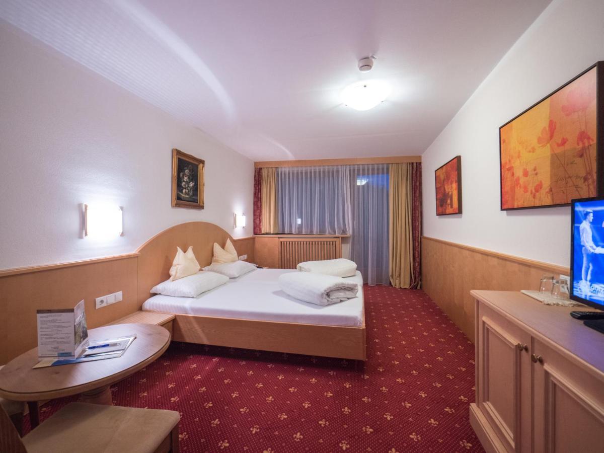 Alphof Hotel 4*