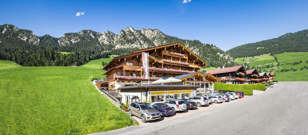 Alphof Hotel 4*